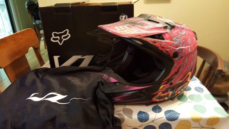 Brand new helmet and goggles