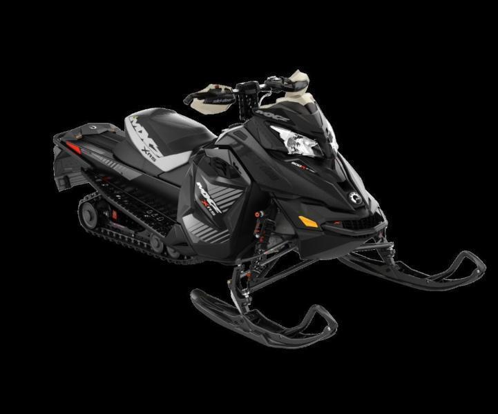 2017 Ski-Doo MXZ XRS 800R E-TEC