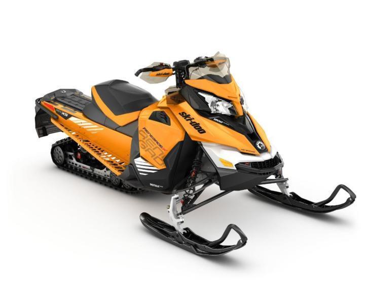 2017 Ski-Doo RENEGADE X 1200 4-TEC