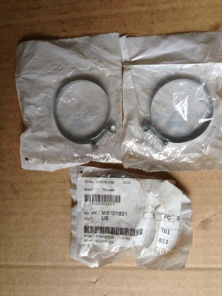 3 BRAND NEW 2002-2016 Skidoo Genuine 300 380 440 550 Carb Clamps