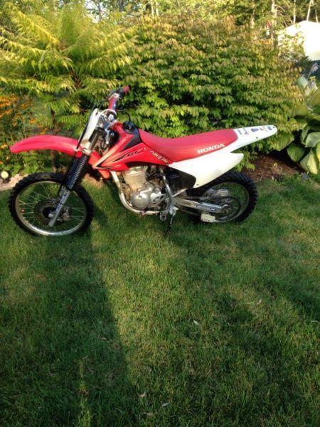 Selling my 2014 150f make an offer