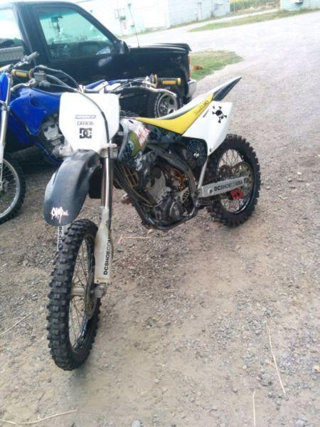 2004 rmz 250