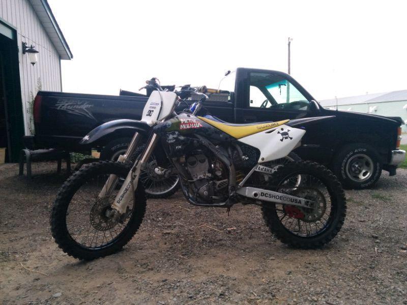 2004 rmz 250