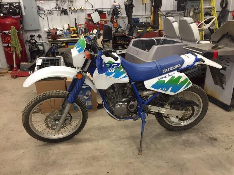 1991 Suzuki DR350S dual sport street legal dirt bike