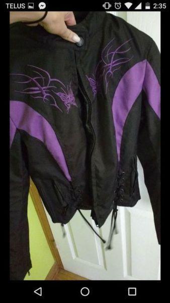 xs/s Women's Jacket for sale WANT GONE