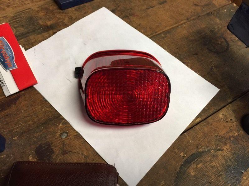 SELLING EXCELLENT CONDITION TAIL LIGHT!!!!!!!!!!!!!!!!!!!