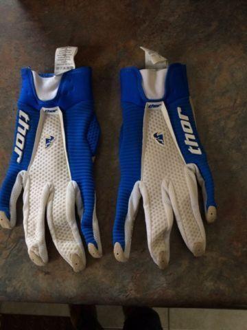 $25 OBO. Brand New Thor Motocross Glove. Men's Size 9