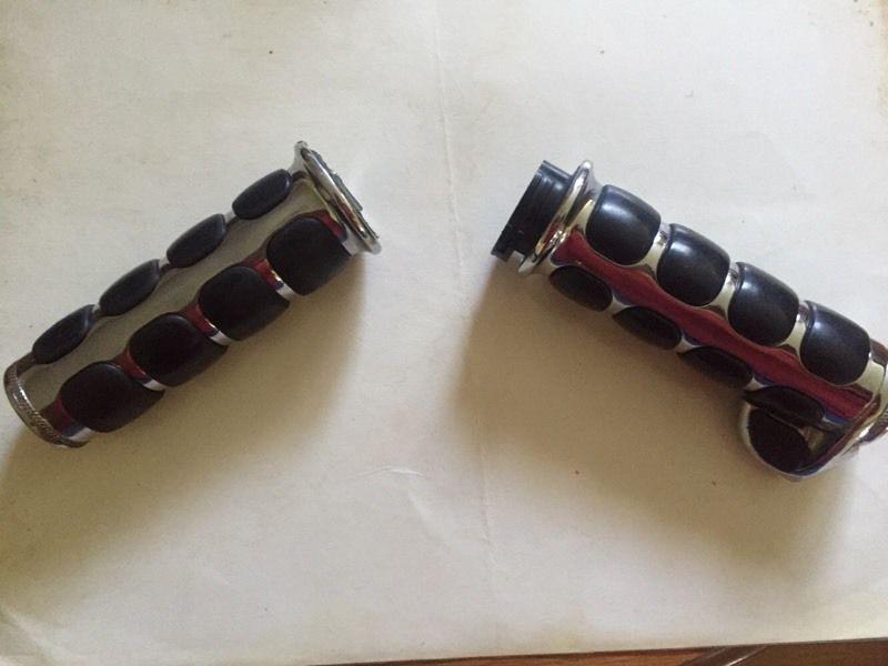 Harley Davidson handlebar grips. 1