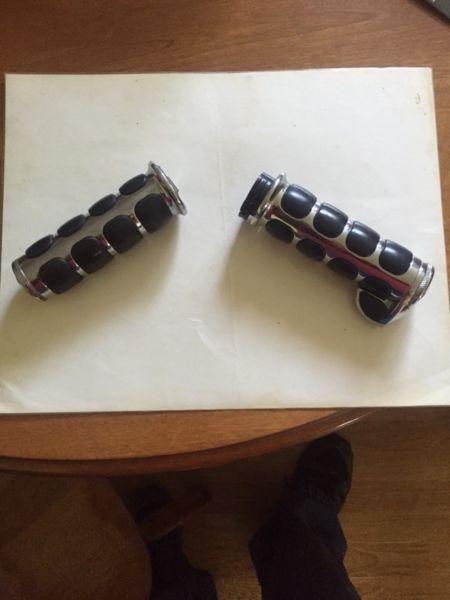 Harley Davidson handlebar grips. 1