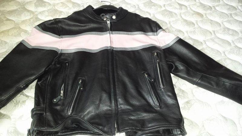 WOMENS BRAND NEW LEATHER JACKET