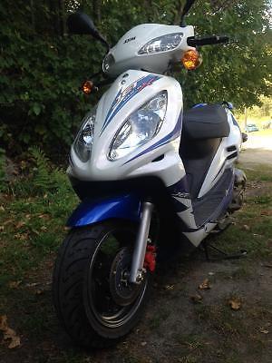 50cc Scooter, Runs Great, Save Some $ on Gas
