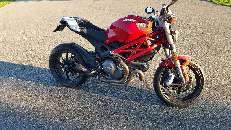 Ducati Monster 1100 EVo
