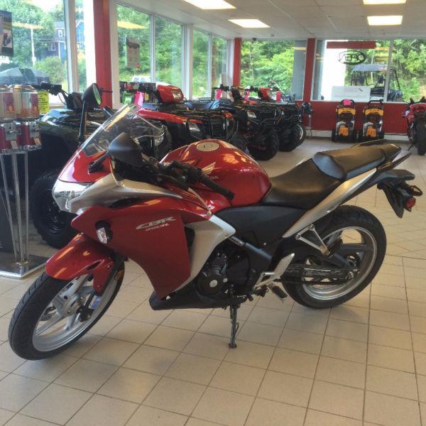 2011 CBR250R GREAT BIKE WELL MAINTAINED