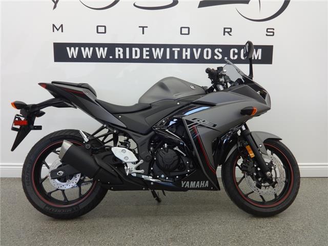 2016 Yamaha YZF-R3 - V2301 - No Payments Until 2017**