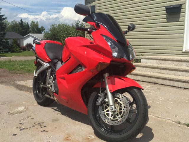 **** REDUCED**** awesome vfr800