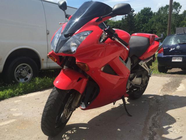 **** REDUCED**** awesome vfr800