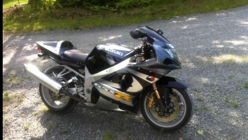 2001 GSXR 1000