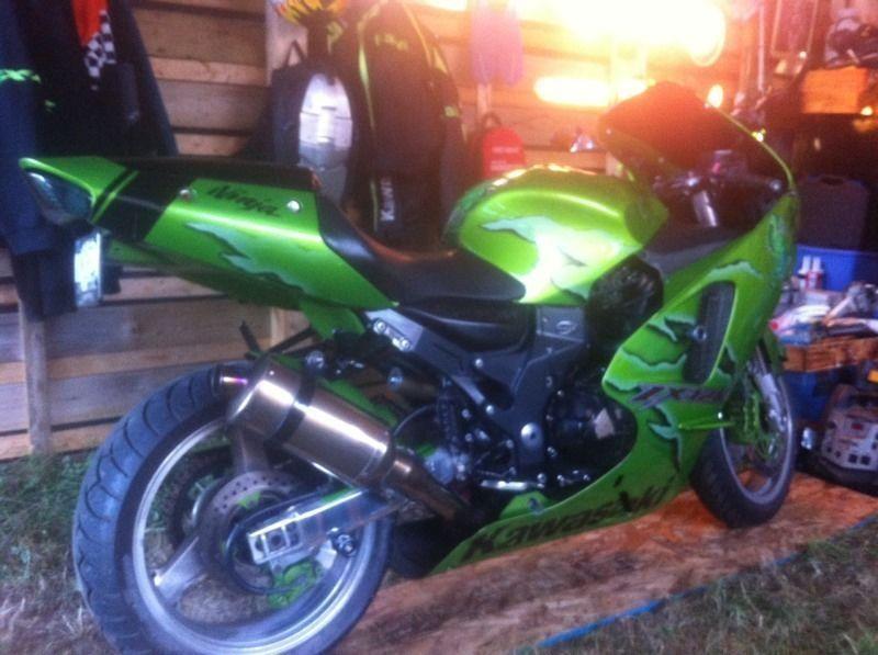 2001 ZX12r up for trade