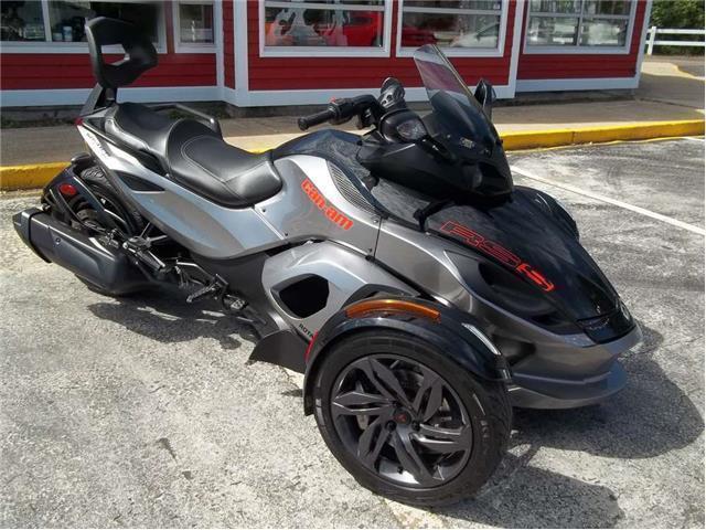SOLD!!! 2013 CAN AM SPYDER RS-S