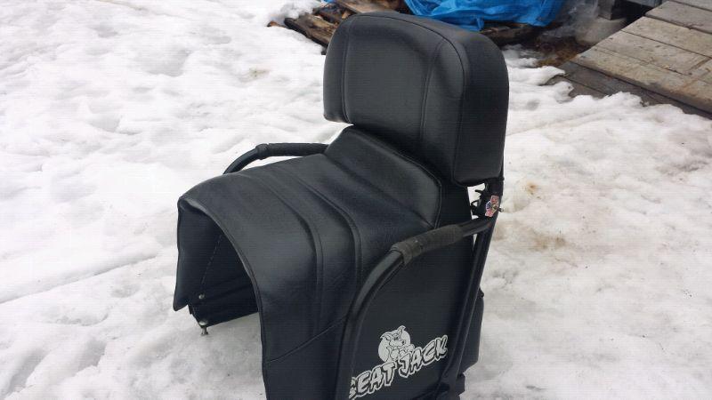 Seat jack with heated grips