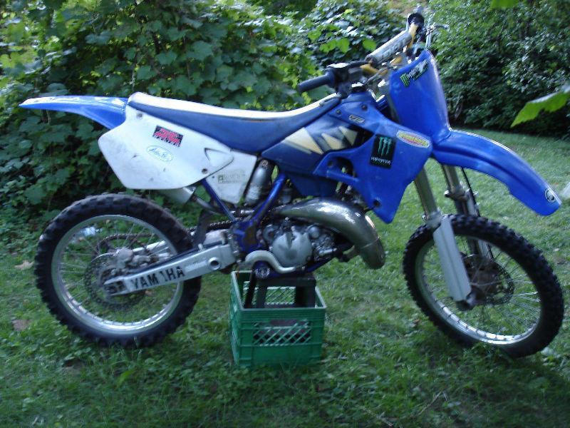 2001 Yamaha yz125. Performance mods. Lots recently invested. Obo
