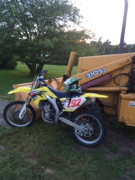 2007 rmz250 with papers!