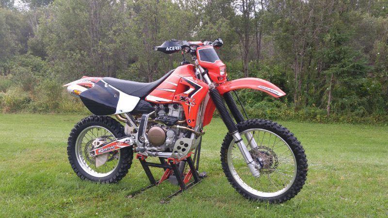 Showroom xr 650r prix fin de saison 5000$ now 4500$ cash