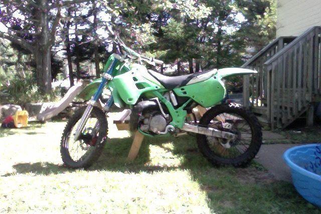 kx 250 two stroke works perfect needs nothing $1200