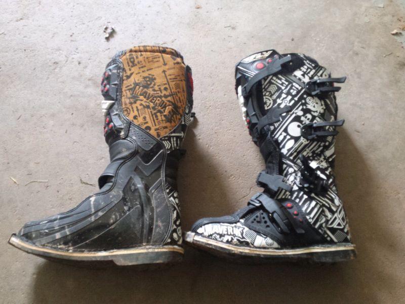 Women's motocross boots for sale. Size 7