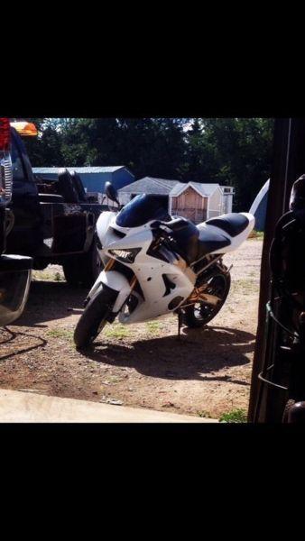 Wanted: 2003 Kawasaki ninja zx636R OBO