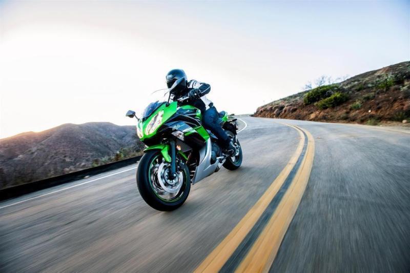 2016 Kawasaki NINJA 650 ABS 29$/sem garantie 2 ans