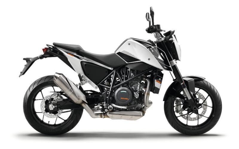 2016 KTM 690 DUKE 28$/sem garantie 2 ans