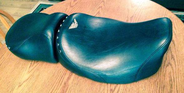 Harley two piece stock Road King Touring seat