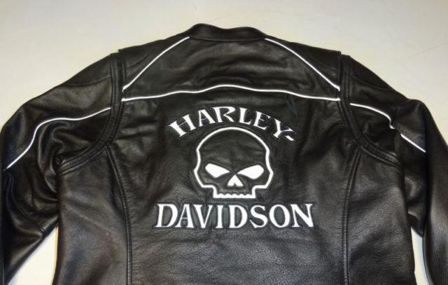 Ladies Harley Davidson Willie G motorcycle jacket. Coat is a XL