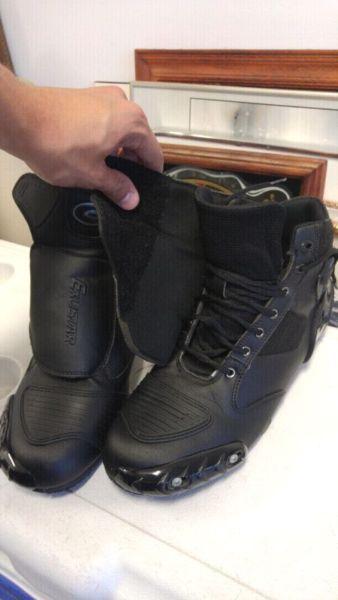 Mens 10.5 Exustar motorcycle boots