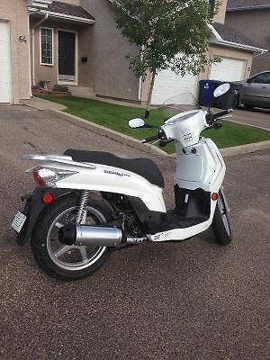 2009 Kymco People S Scooter