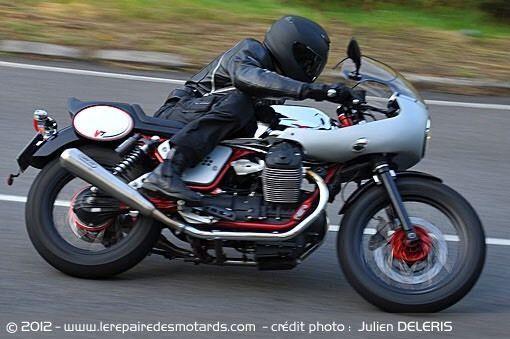 Moto Guzzi V7 Racer Record - Rare!