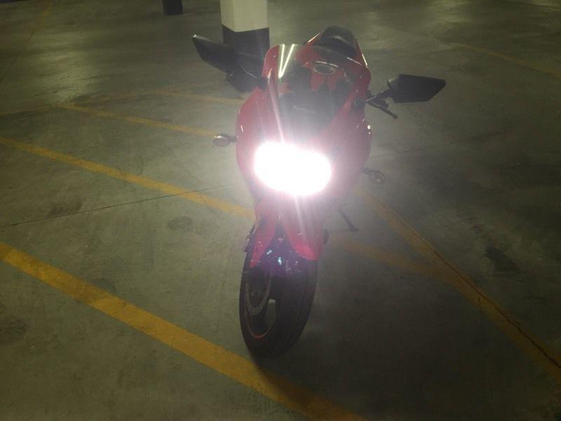 Kawasaki ninja 250 with led under lights