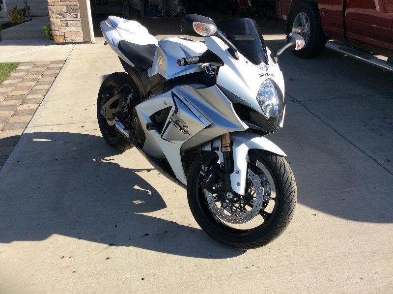 Mint condition Gsxr1000 Special edition, 6000 Firm, no less