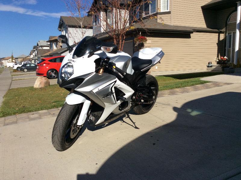 Mint condition Gsxr1000 Special edition, 6000 Firm, no less