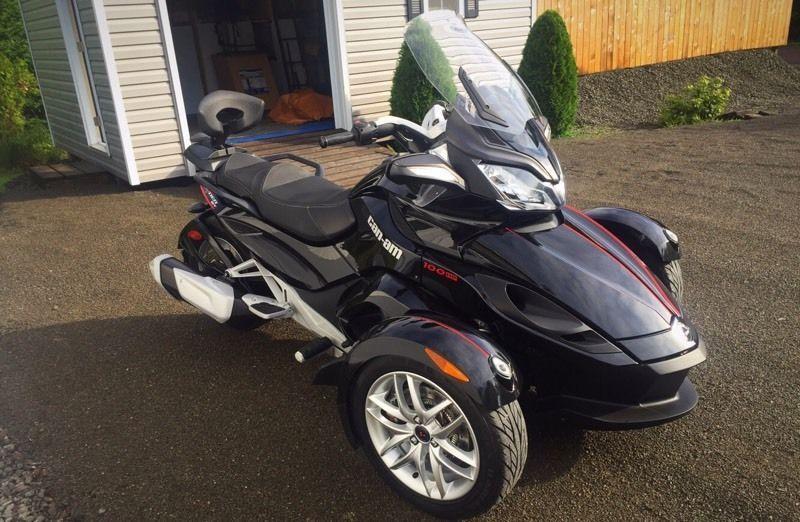 2013 Can-am SPYDER ST senior owned