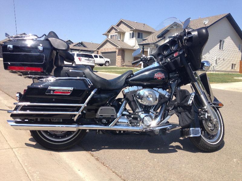 2004-Harley Davidson Electra Glide Classic for sale!