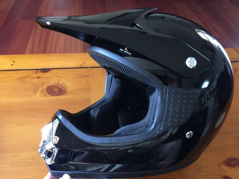 Polaris Motocross/ATV Helmet - LIKE NEW!!