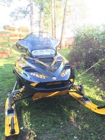 2000 Ski doo mxz 680