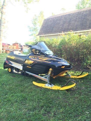 2000 Ski doo mxz 680