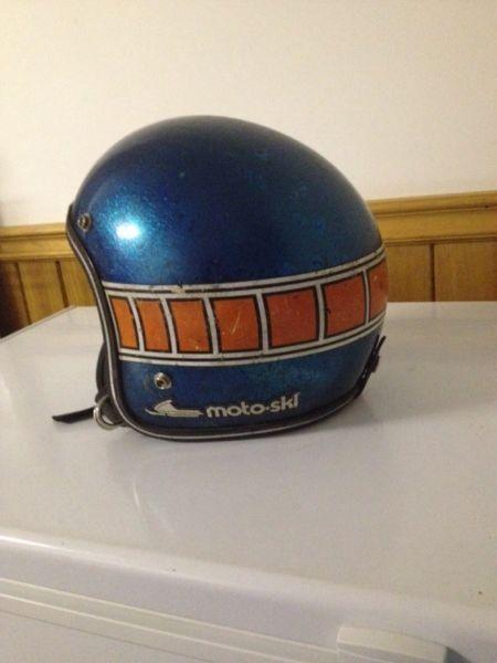 Rare! Metal flake moto-ski helmet