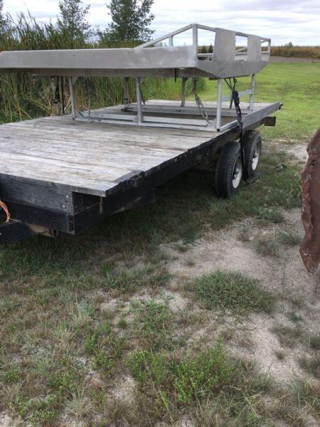 Sled trailer 4 place