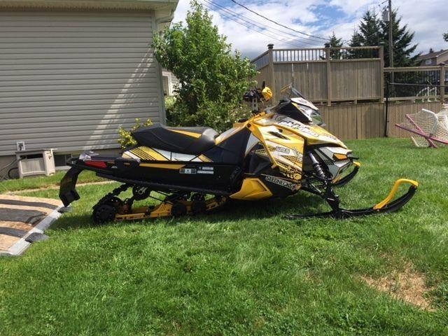 2013 Skidoo 800 ETEC MXZ TNT