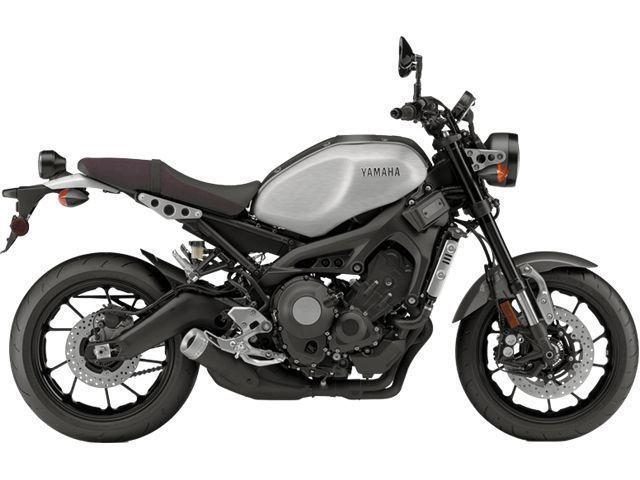 YAMAHA XSR 900 EN LOCATION