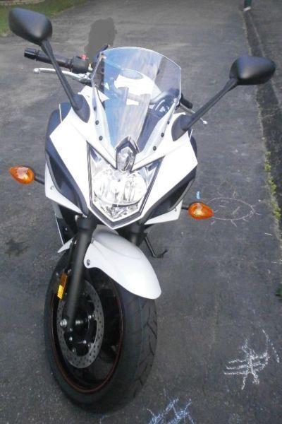 Yamaha FZ6R 2013 A Vendre/ for sale REDUCED/REDUIT